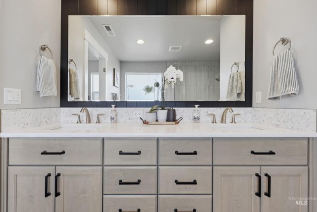 2046 W Concha Street, Middleton, ID 83644