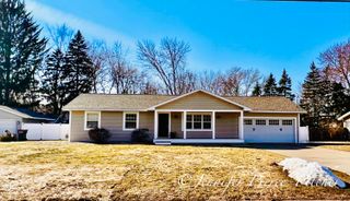 7439 Eastlane Avenue, Jenison, MI 49428