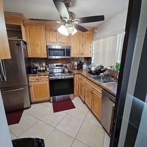2501 NW 41st Avenue, Lauderhill, FL 33313