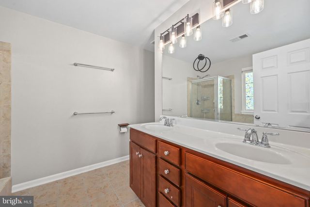 40 TRAIL RIDGE LN, Fredericksburg, VA 22405