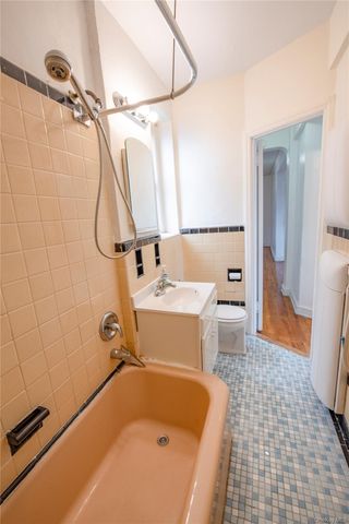 40-37 77th Street 5B, Elmhurst, NY 11373