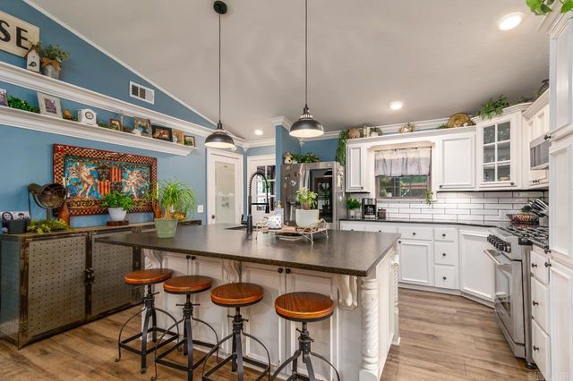 120 Travels Ln., Romance, AR 72136