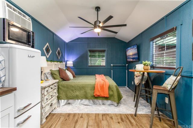 120 Travels Ln., Romance, AR 72136
