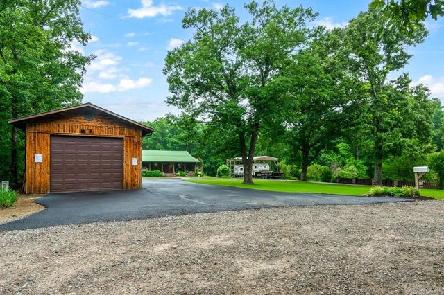 120 Travels Ln., Romance, AR 72136