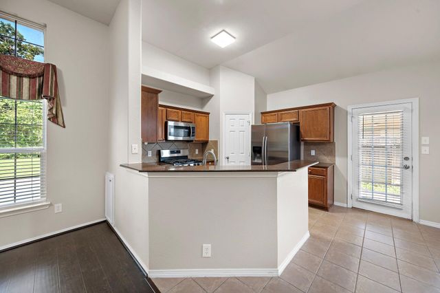 10530 Willow Park Green, Houston, TX 77070