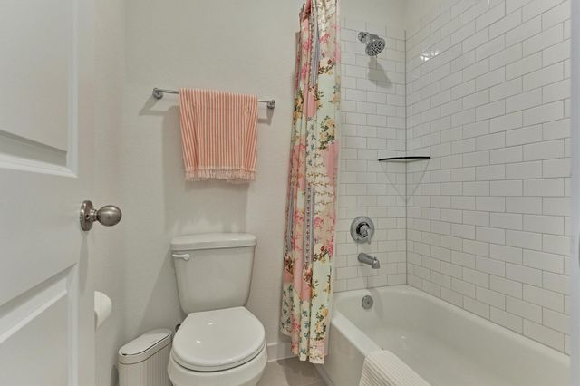 530 W Cascade Heights Drive, Montgomery, TX 77316