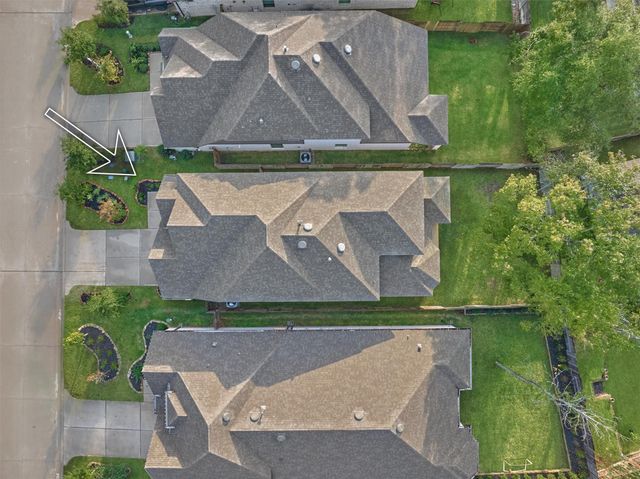 530 W Cascade Heights Drive, Montgomery, TX 77316