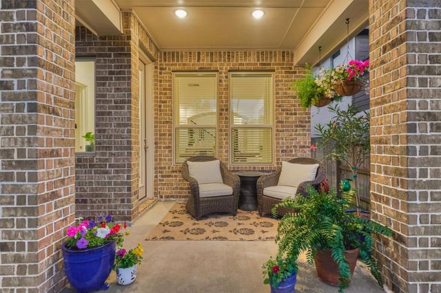 530 W Cascade Heights Drive, Montgomery, TX 77316