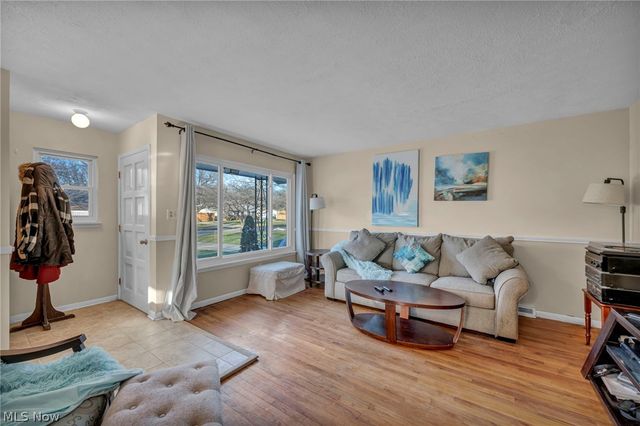 24207 Lebern Drive, North Olmsted, OH 44070