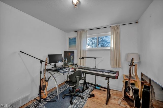 24207 Lebern Drive, North Olmsted, OH 44070