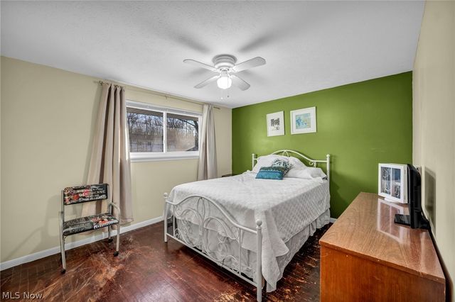 24207 Lebern Drive, North Olmsted, OH 44070