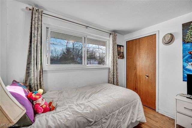 24207 Lebern Drive, North Olmsted, OH 44070