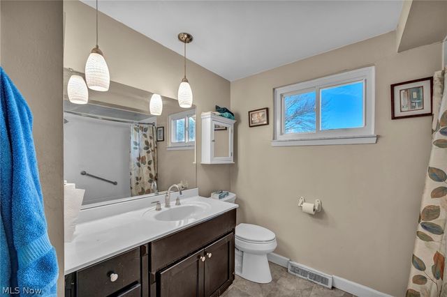 24207 Lebern Drive, North Olmsted, OH 44070