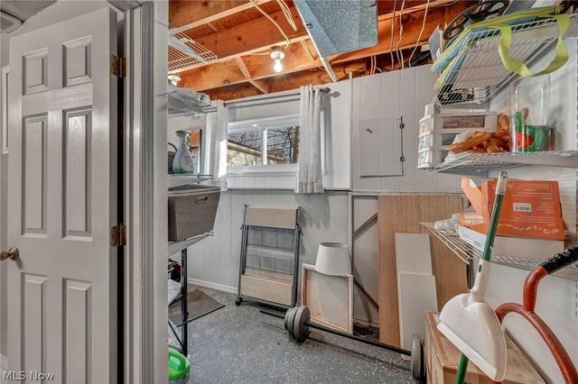 24207 Lebern Drive, North Olmsted, OH 44070