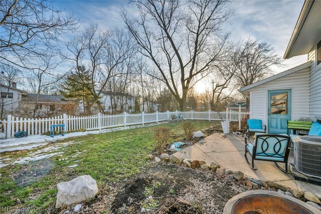 24207 Lebern Drive, North Olmsted, OH 44070