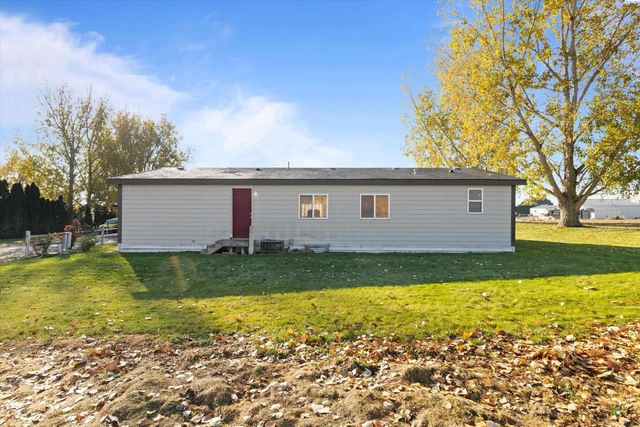 11 Nicole, Pasco, WA 99301