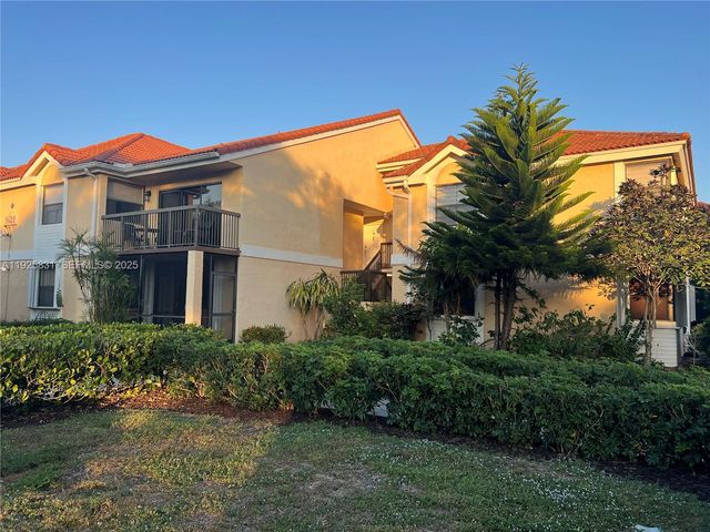 5621 Riverside Dr 203A1, Coral Springs, FL 33067