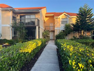5621 Riverside Dr 203A1, Coral Springs, FL 33067