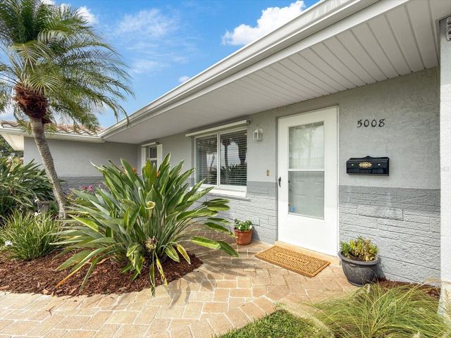5008 DORY DRIVE, New Port Richey, FL 34652