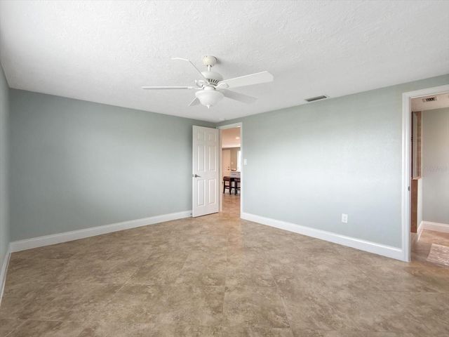 5008 DORY DRIVE, New Port Richey, FL 34652