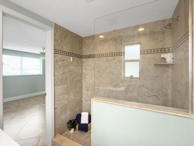 5008 DORY DRIVE, New Port Richey, FL 34652