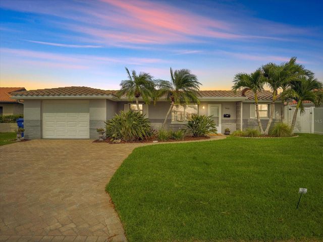 5008 DORY DRIVE, New Port Richey, FL 34652