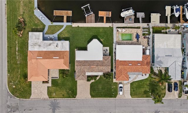 5008 DORY DRIVE, New Port Richey, FL 34652