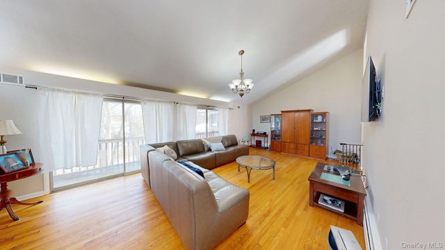 58 Babcock Lane, Tappan, NY 10983