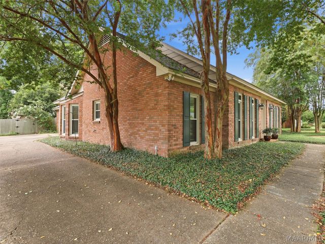 8624 Plantation Ridge Road, Montgomery, AL 36116