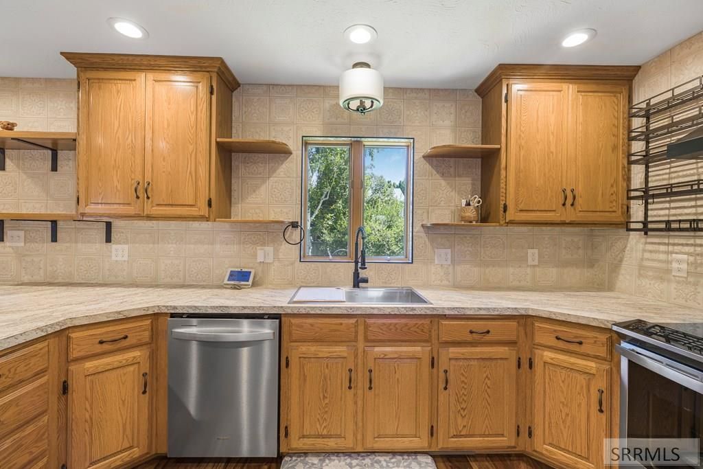 Image 19 of property listing at 1577 Delmar Circle, Idaho Falls, ID 83404