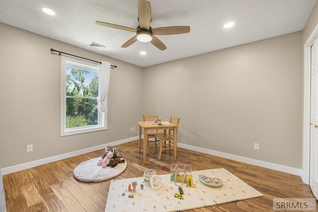 Image 42 of property listing at 1577 Delmar Circle, Idaho Falls, ID 83404