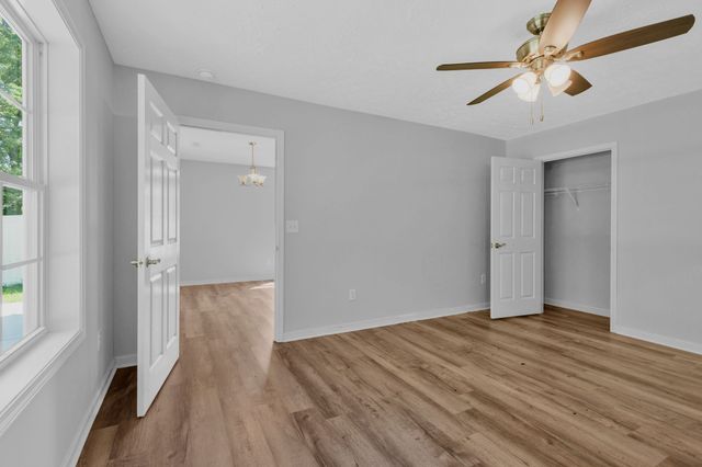 715 E Lincoln St, Tullahoma, TN 37388