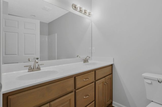 715 E Lincoln St, Tullahoma, TN 37388