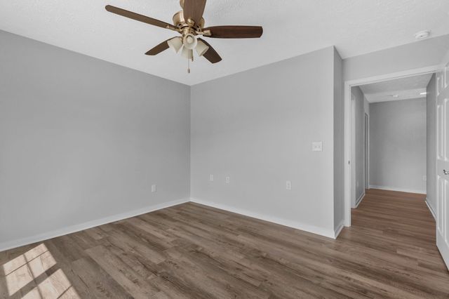 715 E Lincoln St, Tullahoma, TN 37388