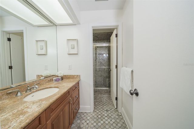 4302 CARROLLWOOD VILLAGE DRIVE, Tampa, FL 33618