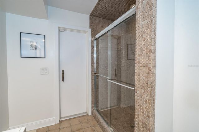 4302 CARROLLWOOD VILLAGE DRIVE, Tampa, FL 33618