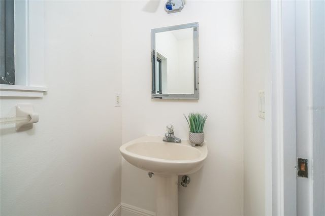 4302 CARROLLWOOD VILLAGE DRIVE, Tampa, FL 33618