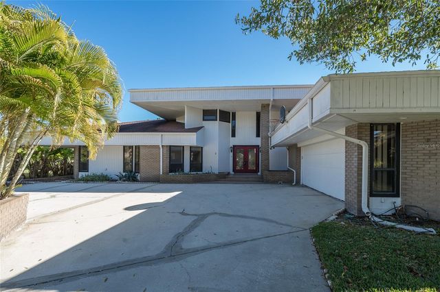 4302 CARROLLWOOD VILLAGE DRIVE, Tampa, FL 33618