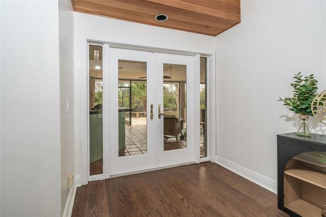 4302 CARROLLWOOD VILLAGE DRIVE, Tampa, FL 33618