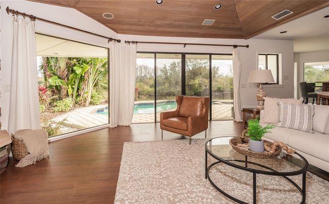 4302 CARROLLWOOD VILLAGE DRIVE, Tampa, FL 33618