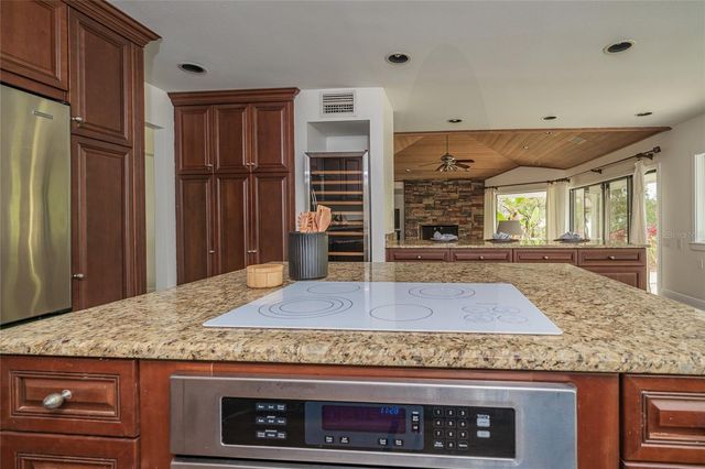 4302 CARROLLWOOD VILLAGE DRIVE, Tampa, FL 33618