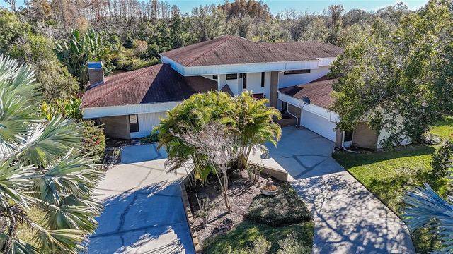 4302 CARROLLWOOD VILLAGE DRIVE, Tampa, FL 33618