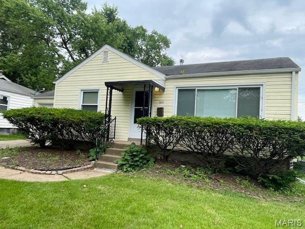 1120 Grenshaw Drive, Bellefontaine Nghbrs, MO 63137