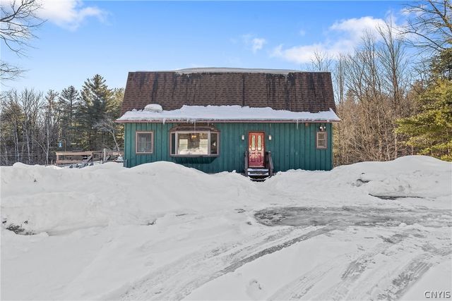 1900 California Road, Vienna, NY 13316