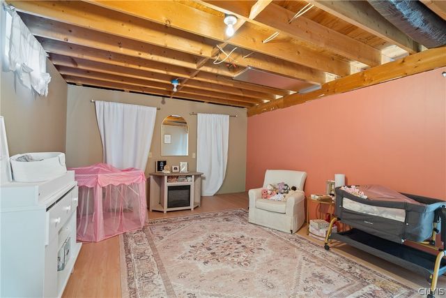 1900 California Road, Vienna, NY 13316