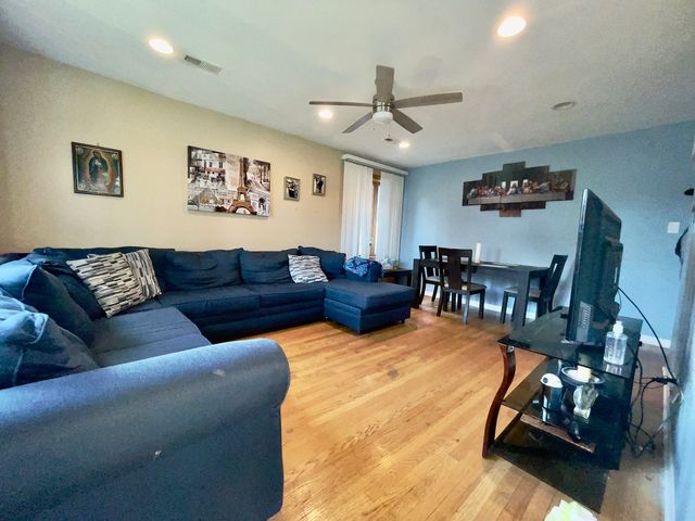 5306 Kimball Place, Oak Lawn, IL 60453