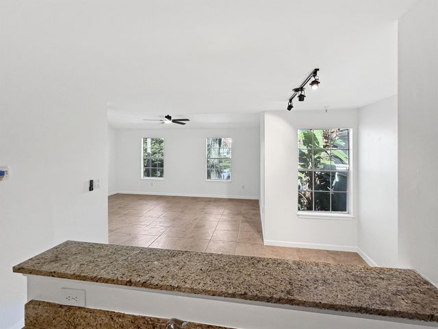 1215 Crystal Way L, Delray Beach, FL 33444