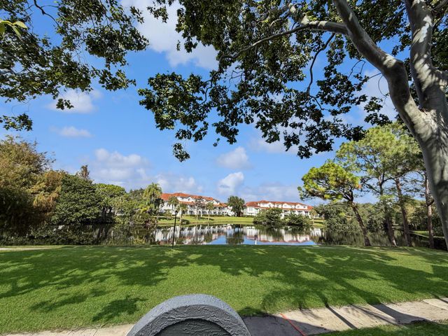 1215 Crystal Way L, Delray Beach, FL 33444