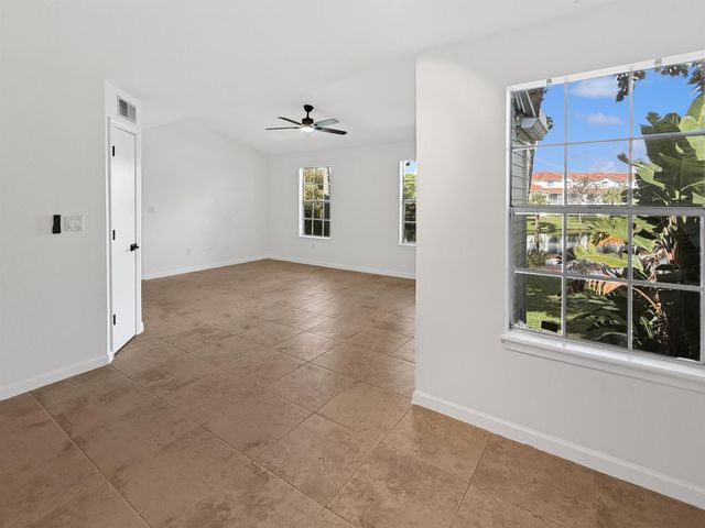 1215 Crystal Way L, Delray Beach, FL 33444