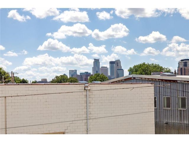 801 SE 9th Street 219, Minneapolis, MN 55414